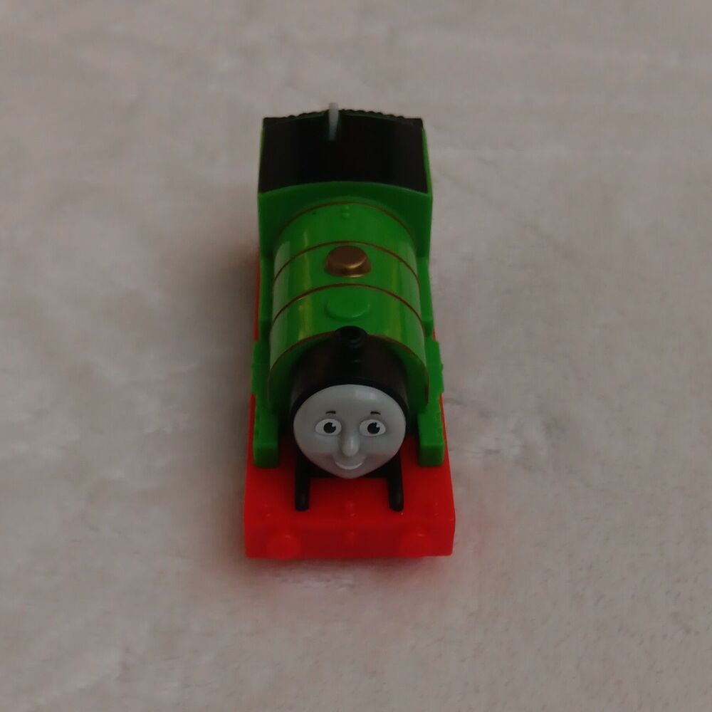 Thomas and Friends Trackmaster Percy Motorized Train Engine 2013